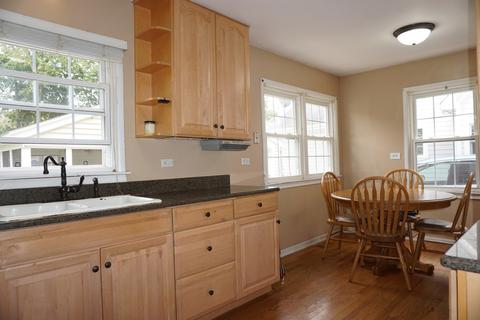 1111 N Main St, Wheaton, IL 60187 photo 7