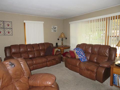 17845 Rose St, Lansing, IL 60438 photo 4