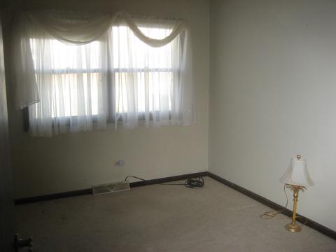 10 Greenridge Rd, Elgin, IL 60120 photo 7
