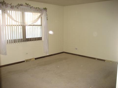 10 Greenridge Rd, Elgin, IL 60120 photo 9