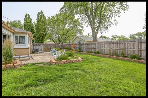 725 Ash Rd, Hoffman Estates, IL 60169 photo 21