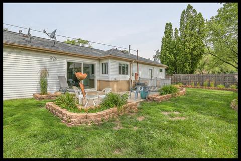 725 Ash Rd, Hoffman Estates, IL 60169 photo 23