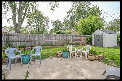 725 Ash Rd, Hoffman Estates, IL 60169 photo 20