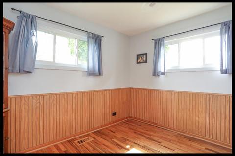725 Ash Rd, Hoffman Estates, IL 60169 photo 15