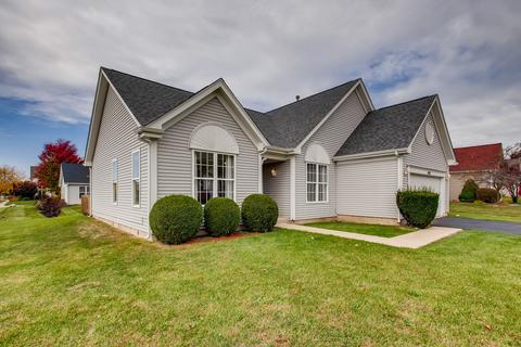 1057 Teasel Ln, Aurora, IL 60504 photo 2