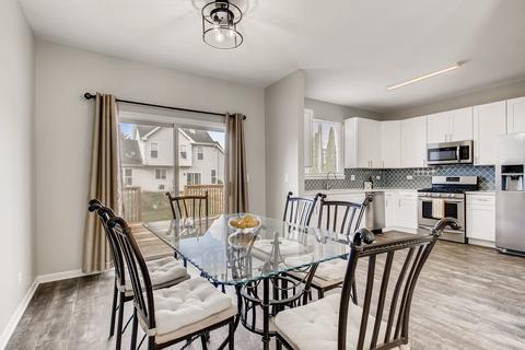 1057 Teasel Ln, Aurora, IL 60504 photo 9