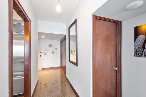 175 E Delaware Pl #6107, Chicago, IL 60611 photo 2