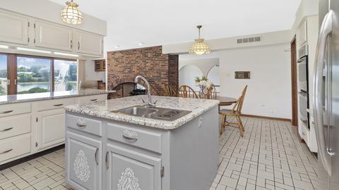2249 Post Rd, Northbrook, IL 60062 photo 10