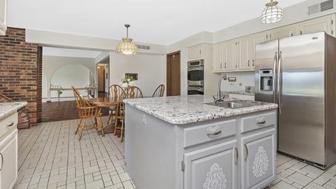 2249 Post Rd, Northbrook, IL 60062 photo 11