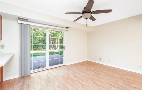 110 Pine Cir, Cary, IL 60013 photo 6