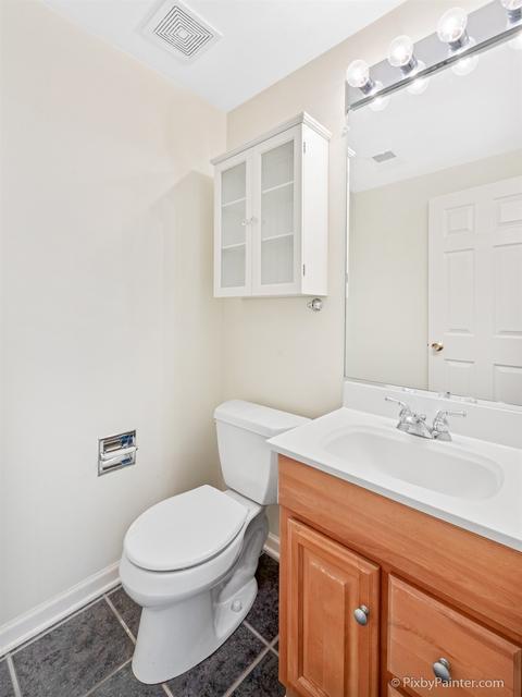 110 Pine Cir, Cary, IL 60013 photo 19