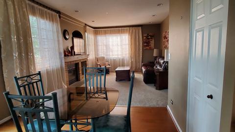 2285 Halsted Ln, Aurora, IL 60503 photo 7