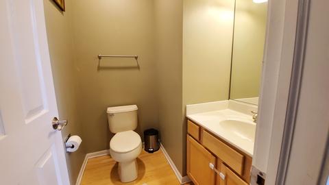2285 Halsted Ln, Aurora, IL 60503 photo 9