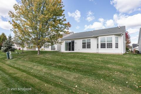 2766 Beacon Point Cir, Elgin, IL 60124 photo 21