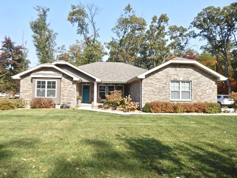 4207 Foxwood Dr, Kankakee, IL 60901 photo 1