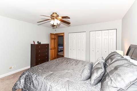 1246 Borough Ct, Wheaton, IL 60189 photo 15