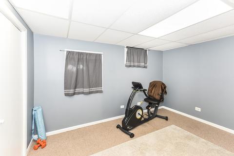 1246 Borough Ct, Wheaton, IL 60189 photo 26