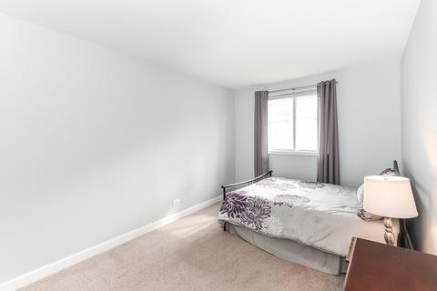 1246 Borough Ct, Wheaton, IL 60189 photo 17