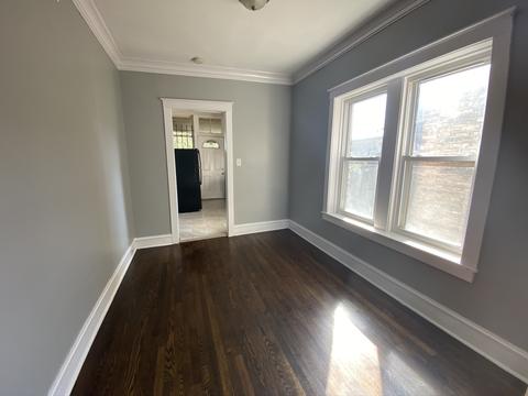 10153 S Eberhart Ave, Chicago, IL 60628 photo 4