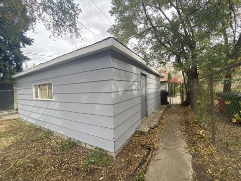 10153 S Eberhart Ave, Chicago, IL 60628 photo 15