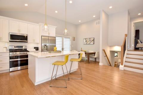 8919 E Prairie Rd, Evanston, IL 60203 photo 8