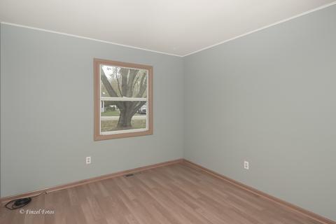 4913 Pistakee Dr, Mchenry, IL 60051 photo 8