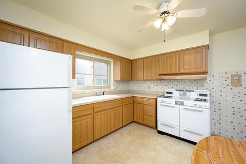 2205 Elizabeth Dr, Broadview, IL 60155 photo 9