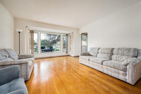 2205 Elizabeth Dr, Broadview, IL 60155 photo 5