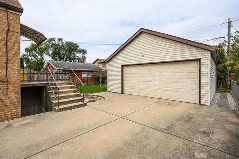 2205 Elizabeth Dr, Broadview, IL 60155 photo 21