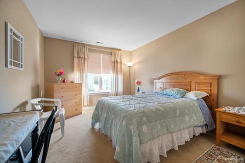 681 Periwinkle Ln, Aurora, IL 60504 photo 14