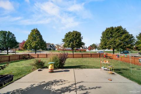 681 Periwinkle Ln, Aurora, IL 60504 photo 17