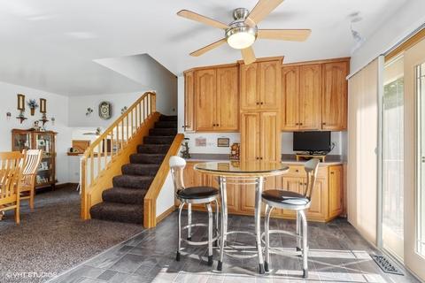 17 Walnut Ln, Algonquin, IL 60102 photo 11
