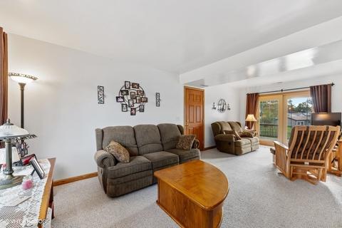 17 Walnut Ln, Algonquin, IL 60102 photo 5