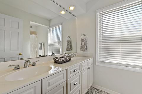 2706 Maple Ave, Northbrook, IL 60062 photo 10