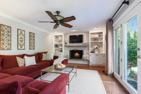 2706 Maple Ave, Northbrook, IL 60062 photo 8