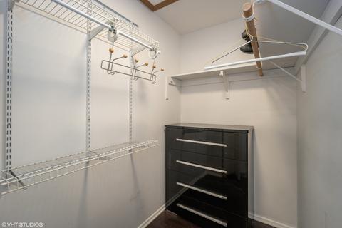 1402 Creekside Ct #C, Elgin, IL 60123 photo 7