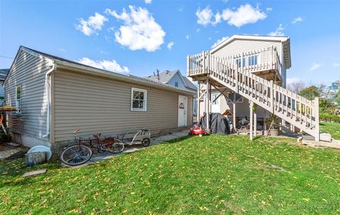 327 Plum St, Elgin, IL 60120 photo 1
