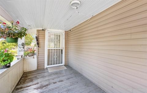 327 Plum St, Elgin, IL 60120 photo 21