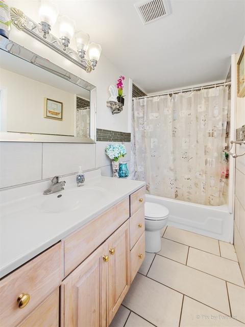 327 Plum St, Elgin, IL 60120 photo 15