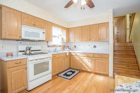 7600 S Octavia Ave, Bridgeview, IL 60455 photo 10
