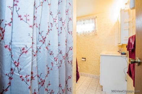 7600 S Octavia Ave, Bridgeview, IL 60455 photo 22