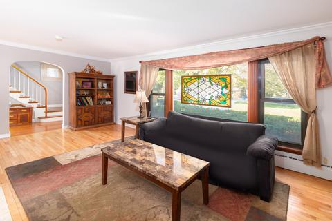 140 E Morrison Ave, Mount Prospect, IL 60056 photo 7