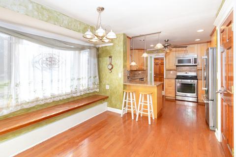 140 E Morrison Ave, Mount Prospect, IL 60056 photo 5