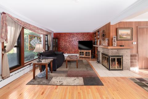 140 E Morrison Ave, Mount Prospect, IL 60056 photo 8
