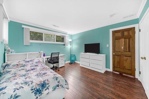 972 S 3rd Ave, Des Plaines, IL 60016 photo 15
