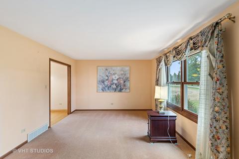 13106 Thayer Rd, Hebron, IL 60034 photo 5