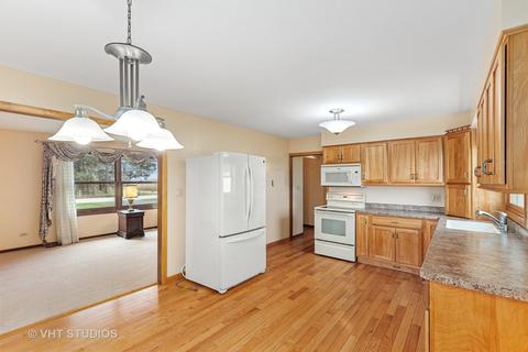 13106 Thayer Rd, Hebron, IL 60034 photo 7
