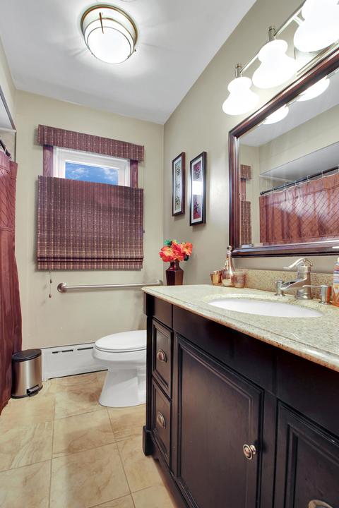 113 Mckinley Ave, Steger, IL 60475 photo 11