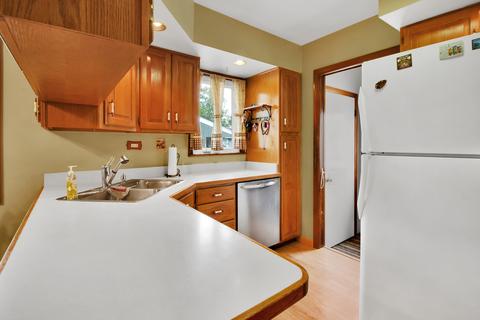 113 Mckinley Ave, Steger, IL 60475 photo 7