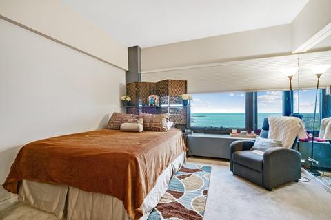 175 E Delaware Pl #5306, Chicago, IL 60611 photo 7